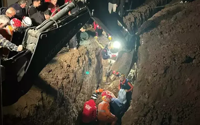 Bursa’da Kanal Kazısında Göçük: 2 Kardeş Yaşamını Yitirdi