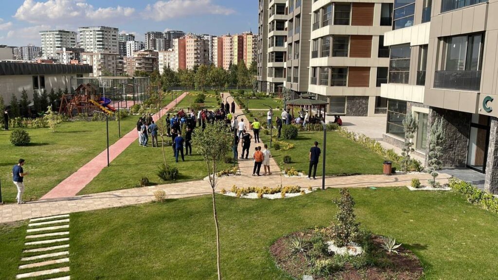 Şanlıurfa’da Alacak Kavgası Kanlı Bitti: 4 Yaralı