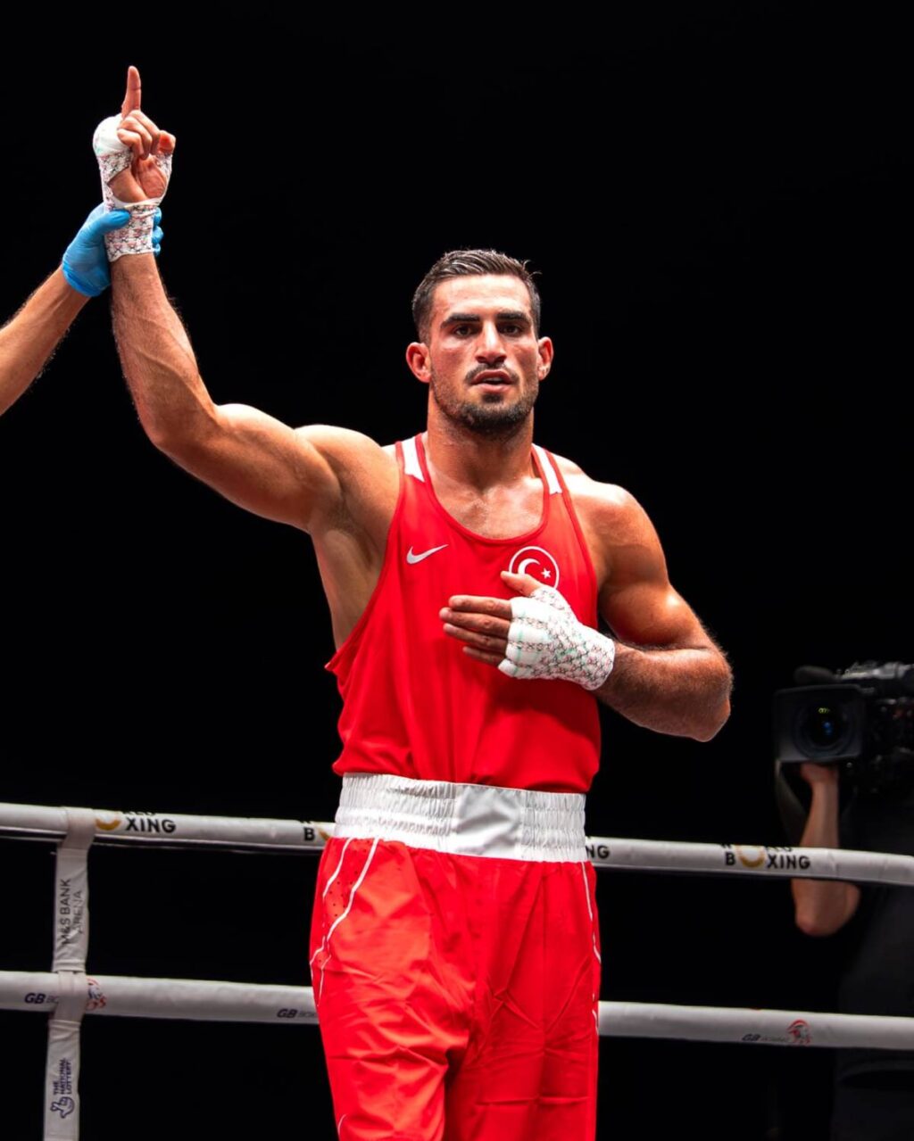 Şanlıurfa’lı Emrah Yaşar Dünya Boks Sıralamasında İlk 5’te
