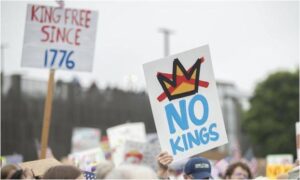 Trump, Yapay Zeka Videosuyla Protestoculara 'Dışkı' Fırlattı