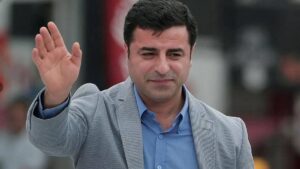 Demirtaş'a “Cumhurbaşkanına Hakaret” Suçundan Hapis İstendi!