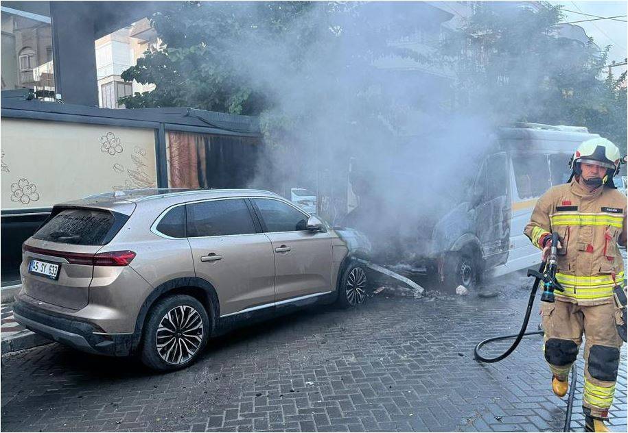 Okul Servisinde Facia Kıl Payı Atlatıldı