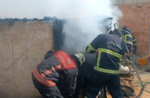 Şanlıurfa'da Bir Evde Yangın Çıktı: Dumanlar Her Yeri Sardı!