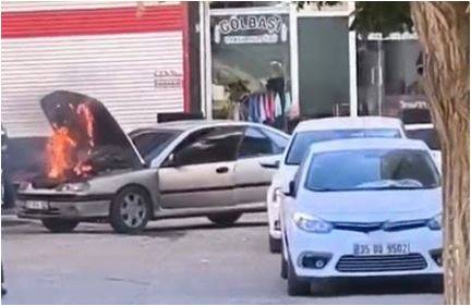 Şanlıurfa’da Seyir Halindeki Otomobil Alev Topuna Döndü