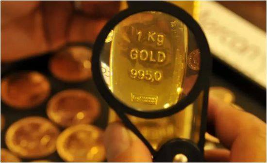 Altında Rekorların Yılı: 2026 İçin Dev Tahminler Geldi!