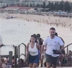 Avustralya’nın Gözde Plajı Kan Gölüne Döndü