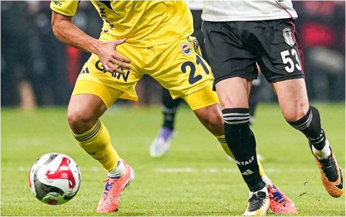 Fenerbahçe–Beşiktaş Derbisinde Şok Kadrolar!