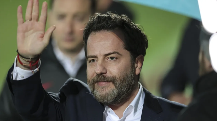 Futbolda Yasa Dışı Bahis Operasyonu: Erden Timur Gözaltında