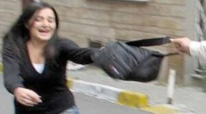 Telefon Kapkaççılarından Şaşırtan Yöntem!