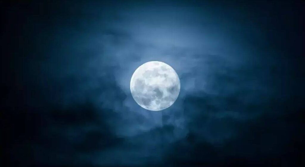 2026’da Gökyüzünü 13 Dolunay Aydınlatacak!