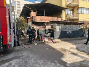 Aydın’da Şoke Eden İntihar Girişimi: Evi Ve Arabasını Yaktı