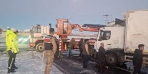 Şanlıurfa–Diyarbakır Karayolunda Kaza: Araç Devrildi