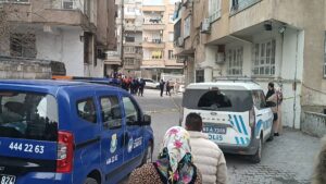 Şanlıurfa'da 15 ailenin yaşadığı bir bina boşaltıldı