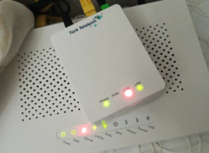 Şanlıurfa’da İnternet Kesintisi Mahalleliyi Çileden Çıkardı