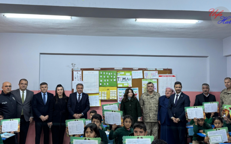 Şanlıurfa'da Karne Heyecanı: Vali Şıldak Öğrencilerle Buluştu