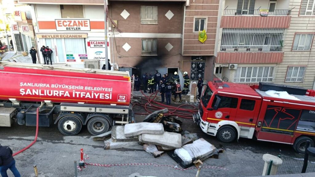 Şanlıurfa'daki Bir Atölyede Korkutan Yangın