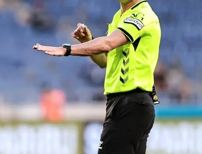 Süper Kupa Yarı Finalinde Hakemler Belli Oldu!