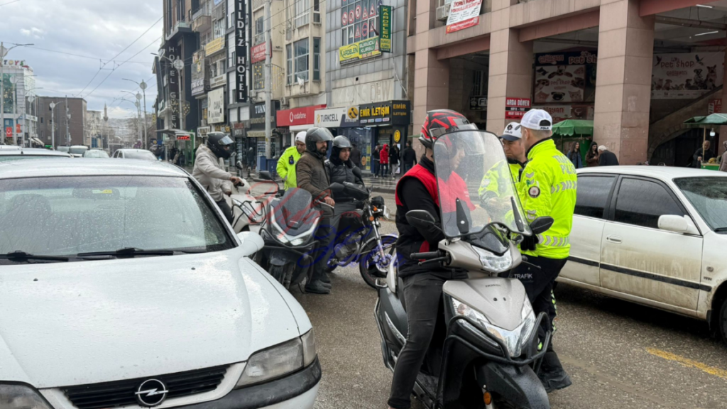 Şanlıurfa’da motosikletlere sıkı denetim!