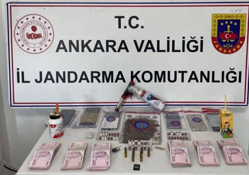 Urfa'da aralarında 12 ilde 15 ayrı suç örgütüne operasyon!