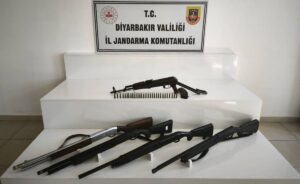 Diyarbakır'da silah kaçakçılığı operasyonu!