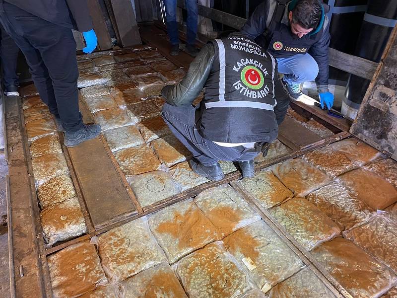 Gümrüklerde milyonlarca lira değerinde ele geçirildi!