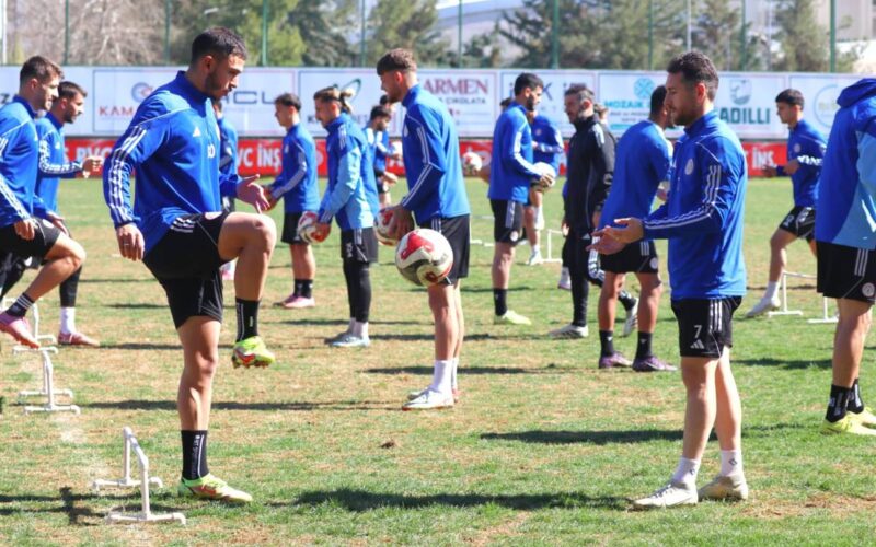 Karaköprü Belediyespor, Osmaniyespor maçına hazır!