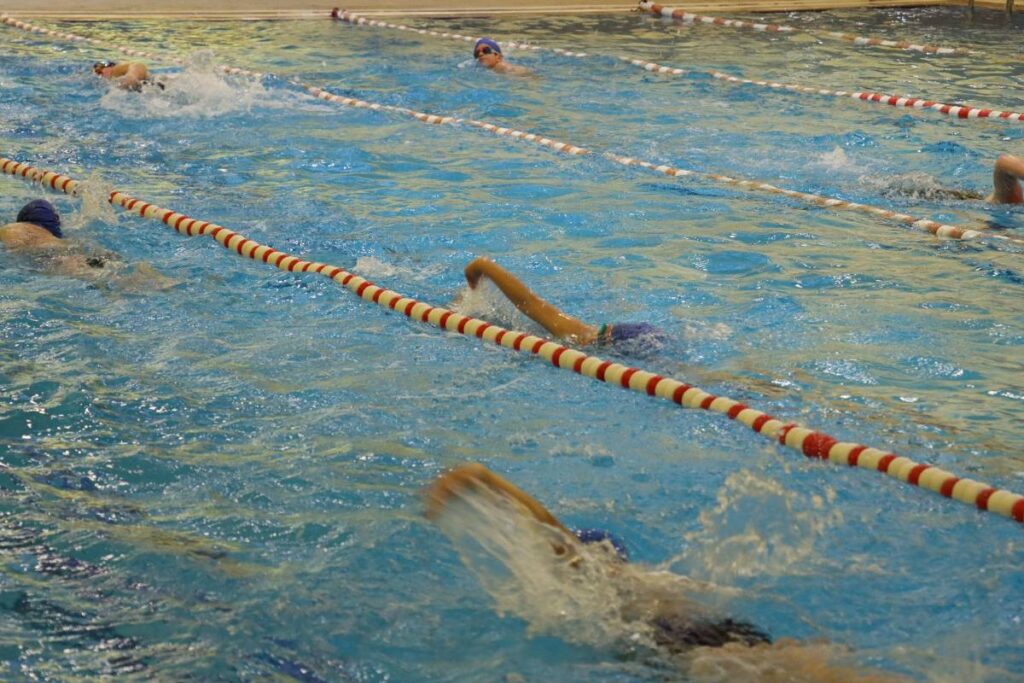 Şanlıurfa’da minik yüzücülerden 24 madalya!