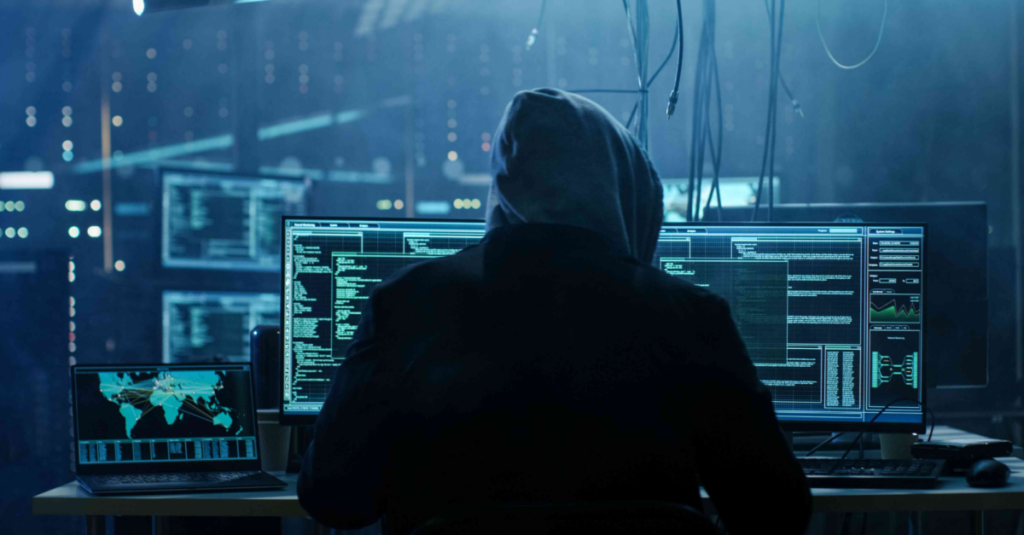 Siyah şapkalı hacker yakalandı!