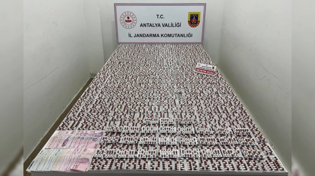 Urfa dahil 25 ilde zehir tacirlerine darbe!