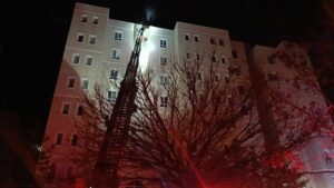 Urfa'da bir apartmanın elektrik panosunda patlama!