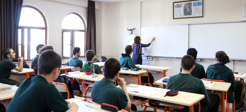 Zorunlu eğitim süresi kısalacak mı? Bakan Tekin'den flaş açıklama