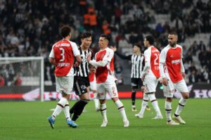 Beşiktaş, sahasında Fatih Karagümrük ile berabere kaldı!