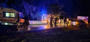 Gaziantep'te otomobil, yük indiren forklifte çarptı!