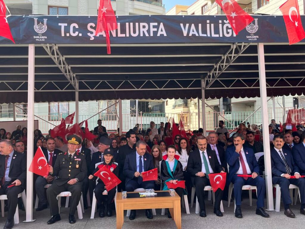 Şanlıurfa’da 23 Nisan kutlamalarında renkli görüntüler!