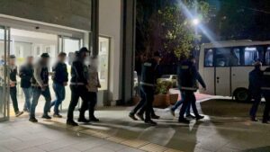 Şanlıurfa'da dahil: Çok sayıda gözaltına!