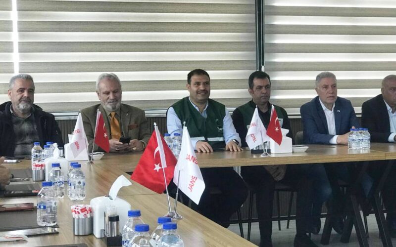 Yeşilay Şanlıurfa Şubesi 11 komisyon üyeleri ile toplandı!