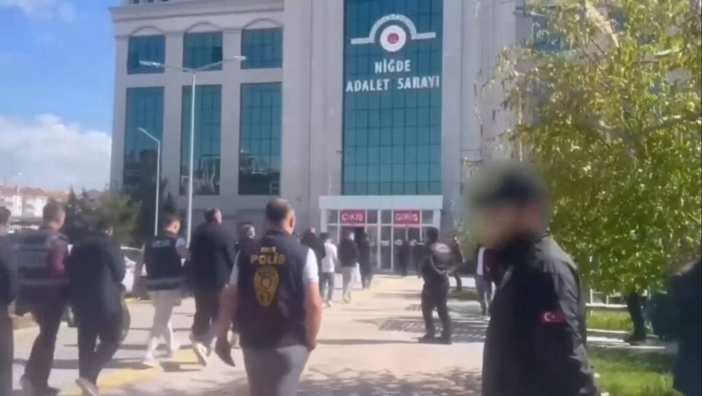 Urfa dahil 13 ilde operasyon: Çok sayıda şahıs tutuklandı!